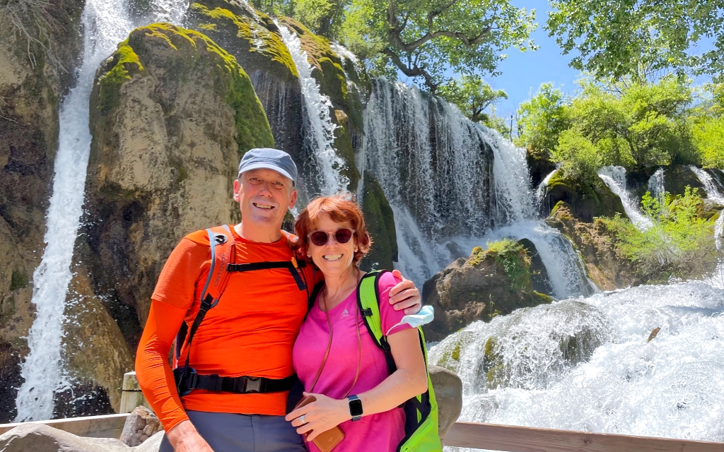Our guests have a pleasant journey in China.