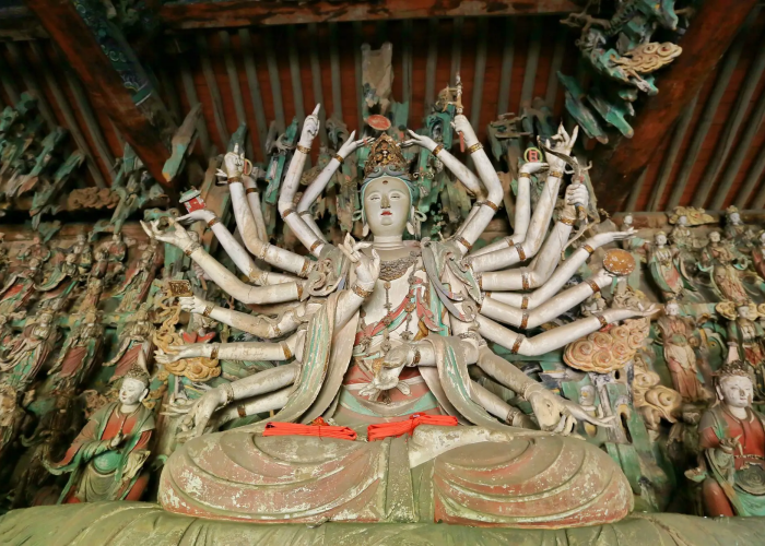 Thousand-Armed Bodhisattva at Shuanglin Temple